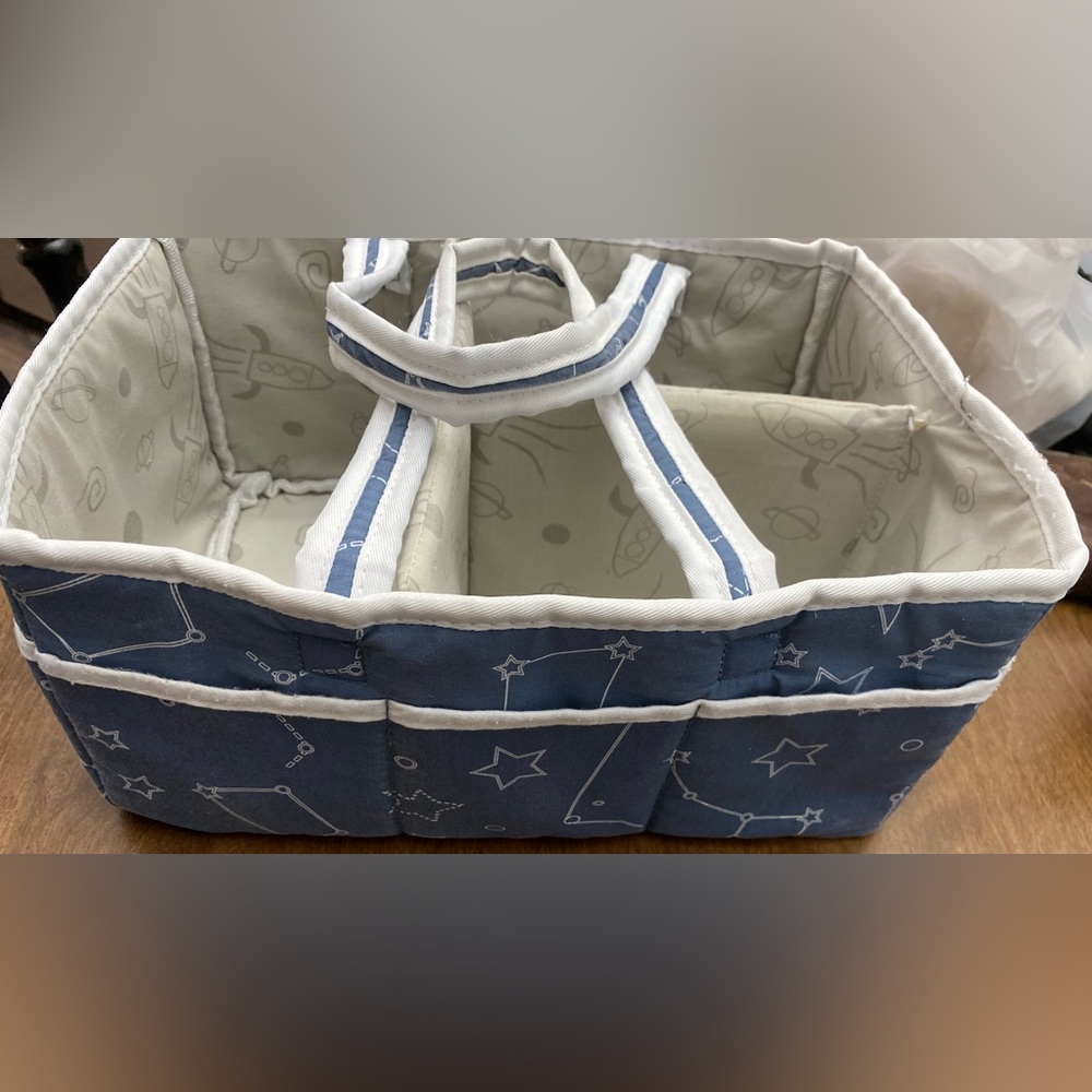 Trend Lab, compartment tote. - Picture 5 of 7
